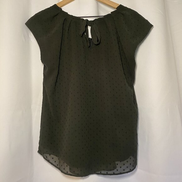 LC Lauren Conrad Black Womens M Blouse Pleated Neck Tie Back Keyhole Flowy EUC - Picture 2 of 10